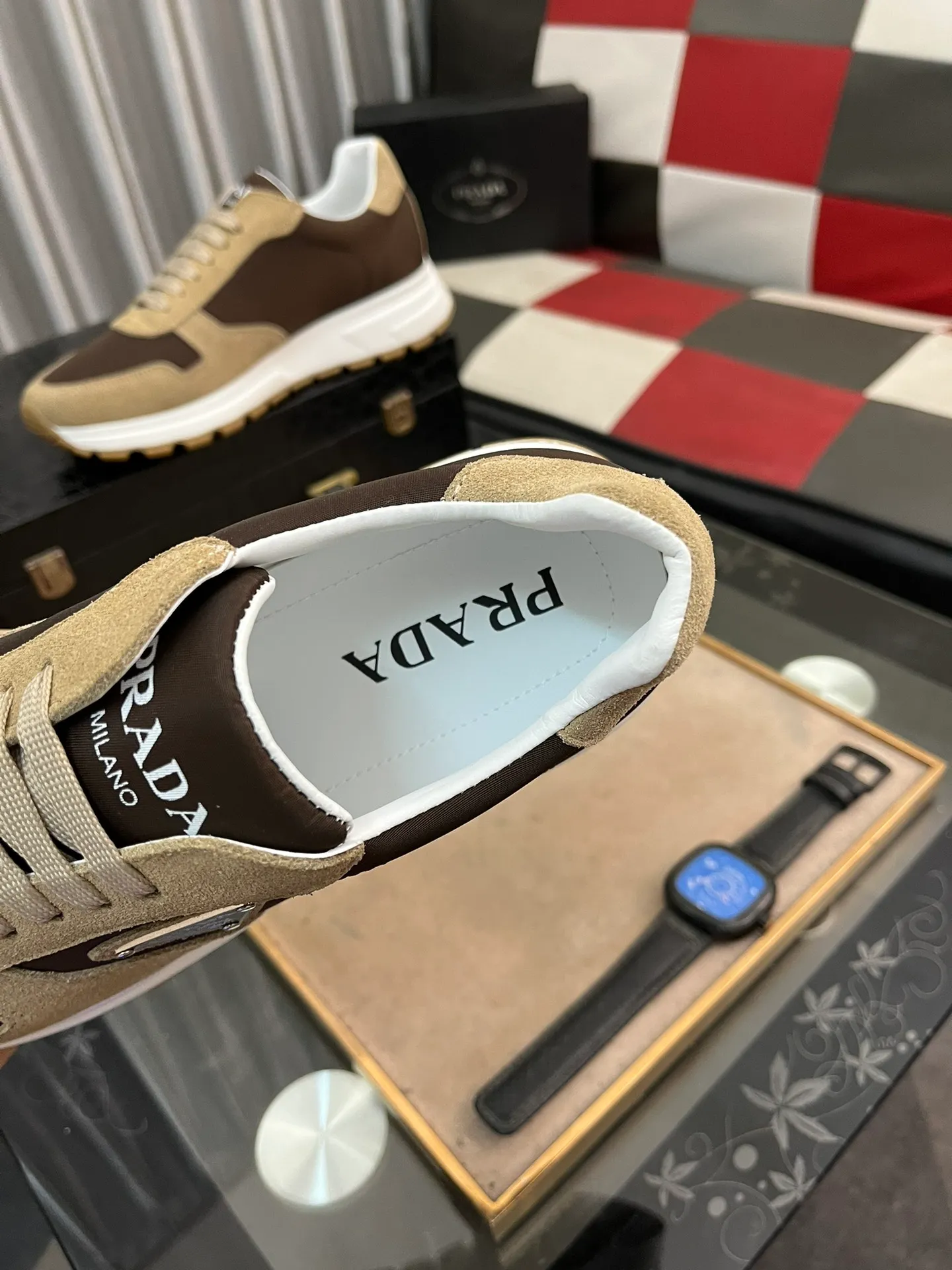 Men's shoes 💰540⌚️⌚️【PRADA】Prada - High-end quality casual sports shoes - Upper: calfskin shoe body with branded metal fasteners, - Inner lining: breathable leather lining - Outsole: ultra-light TPU foam·rubber; molded outsole -Super high quality control·Fine workmanship: highlighted (high-end·luxury·grade) -Size: 38-444️⃣Colors available
